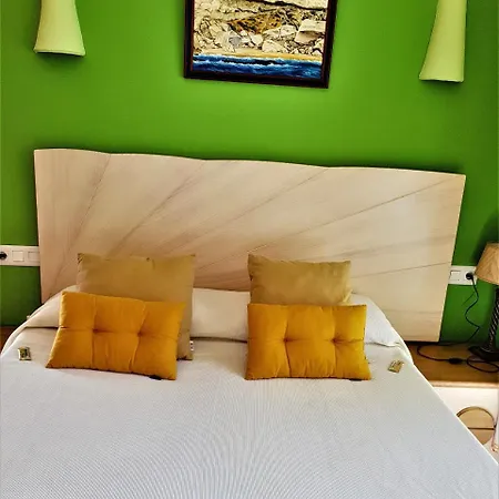 Hotel Calas 2*