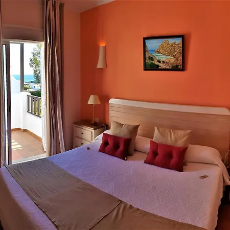 Calas Hotel 2*